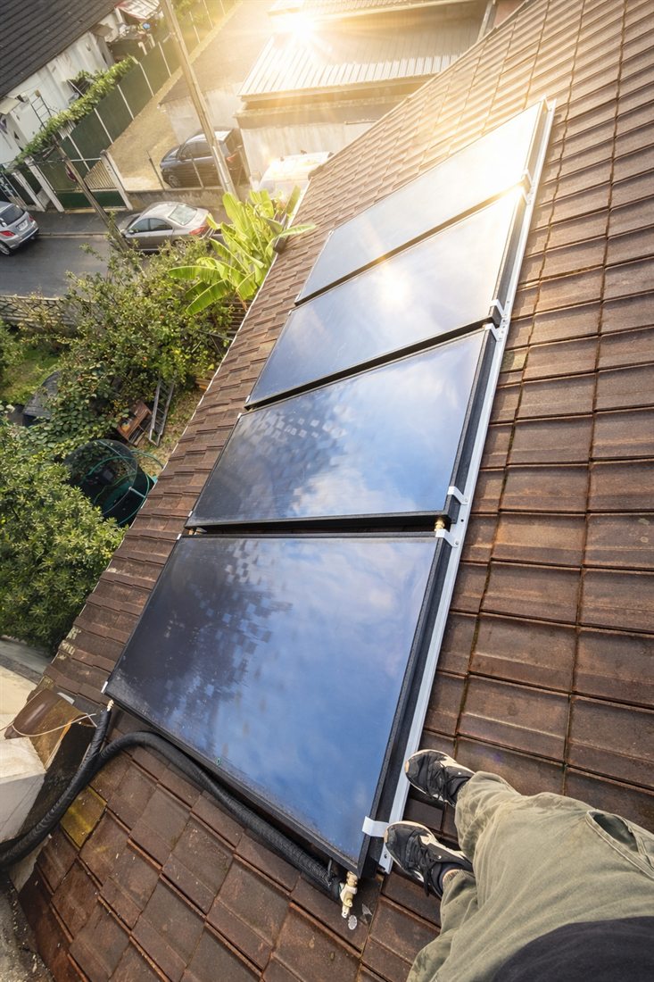 Capteurs solaires thermiques posés sur toiture