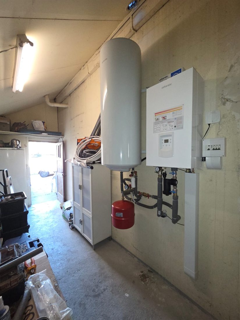 Installation intérieure solaire combiné et PAC